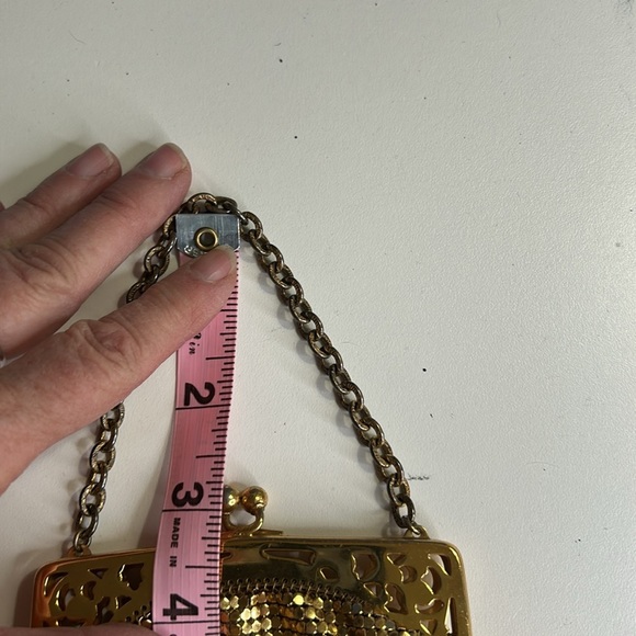 VINTAGE WHITING & DAVIS CO. SMALL GOLD MESH BAG PURSE WITH SHORT CHAIN STRAP - Picture 12 of 12